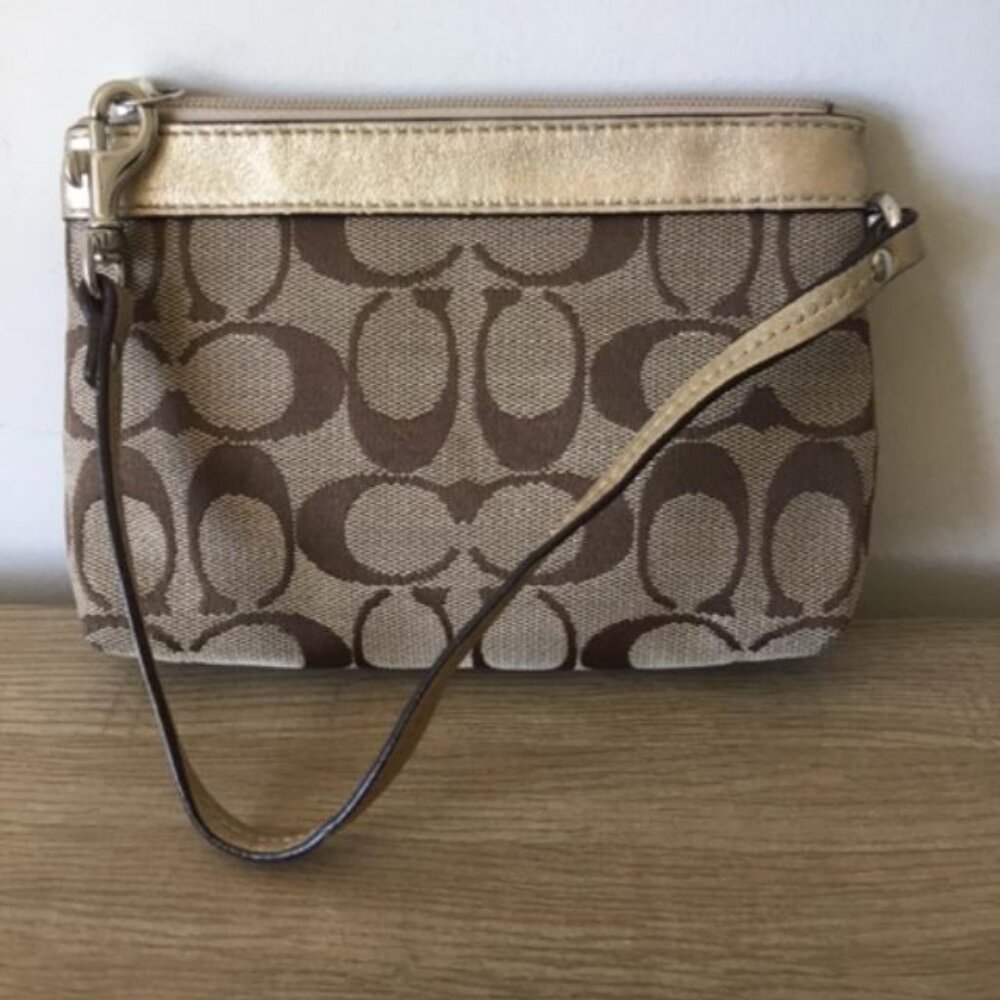 Coach Pleated Wristlet in Khaki and Tan Signature C Jacquard w/Gold Leather Trim - Picture 4 of 10